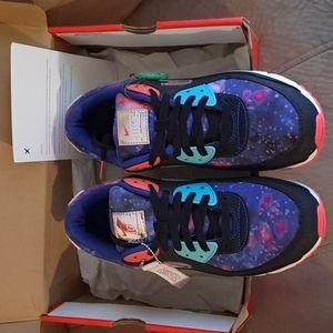 Nike Air Max 90 10.5